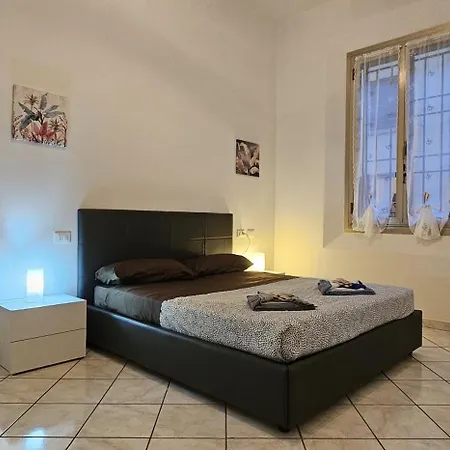 Luxury Station Apartamento Bolonia